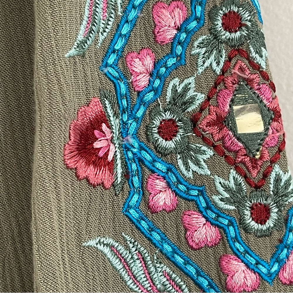 Soft Surroundings Green Maxi Dress with Blue and Red Accents - Picture 6 of 12